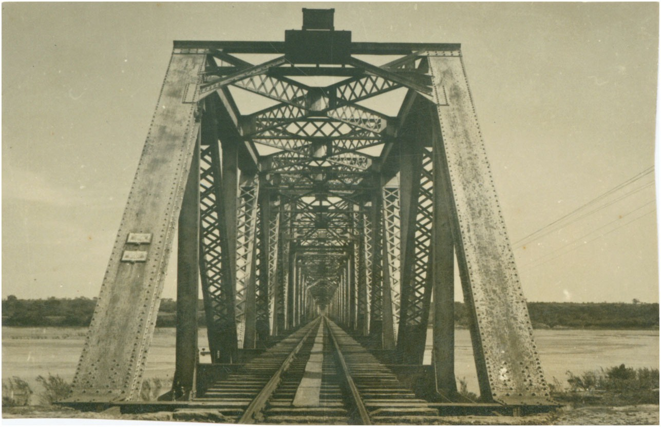 Figura 1 – Ponte Ferroviária Francisco de Sá.