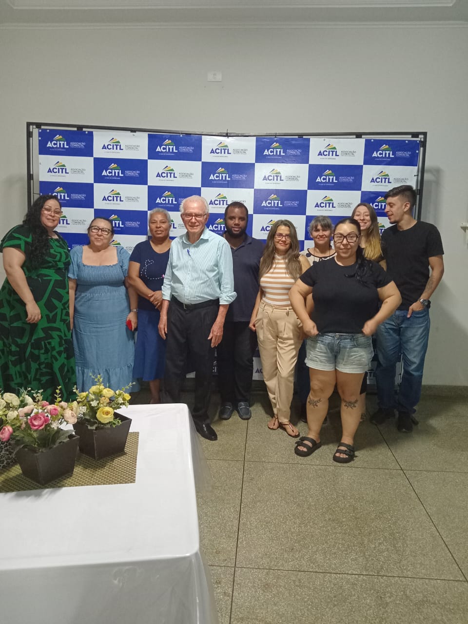 Equipe e associados da ACITL